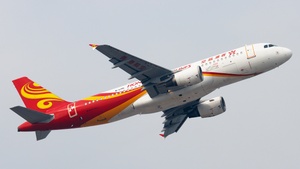 Photo of B-LPD - Airbus A320-214 operated by Hong Kong Airlines