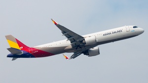 Photo of HL8534 - Airbus A321-251NX operated by Asiana Airlines