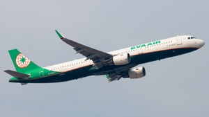 Photo of B-16227 - Airbus A321-211 operated by EVA Air