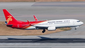 Photo of B-5772 - Boeing 737-87L operated by Shenzhen Airlines