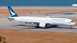 Photo of B-LRO - Airbus A350-941 operated by Cathay Pacific Airways