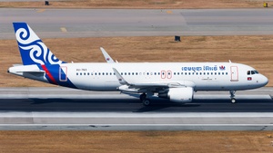 Photo of XU-763 - Airbus A320-214 operated by Cambodia Airways