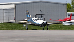 Photo of D-EEIC - Piper PA-46-350P Malibu Mirage operated by Private