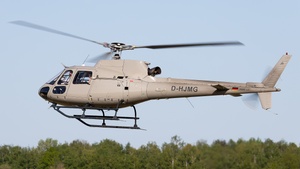 Photo of D-HJMG - Aérospatiale AS350B2 Écureuil operated by Meravo Helicopters