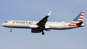 Photo of N102NN - Airbus A321-231 operated by American Airlines