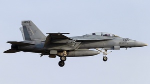 Photo of 165883 - Boeing F/A-18F Super Hornet operated by US Navy