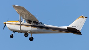 Photo of N7835U - Cessna 172F Skyhawk operated by Private