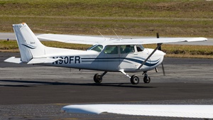 Photo of N90FR - Cessna 172N Skyhawk operated by Private