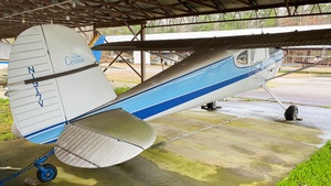 Photo of N1917V - Cessna 140 operated by Private