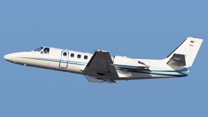 Photo of D-CDSO - Cessna 550B Citation Bravo operated by Heli-Flight