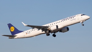Photo of D-AEBC - Embraer ERJ-195LR operated by Lufthansa CityLine