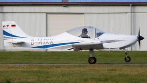 Photo of D-MJXX - Breezer B400 operated by Air Munich Aviation - Flugschule Jesenwang