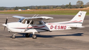 Photo of D-ESMO - Cessna 172R Skyhawk II operated by FFG Flug-Förderungsgemeinschaft