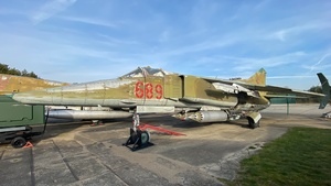 Photo of 689 - Mikoyan-Gurevich MiG-23BN Flogger-H operated by German Democratic Republic Air Force