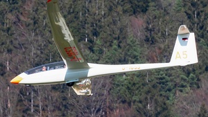 Photo of D-1653 - Schempp-Hirth Duo Discus operated by Private