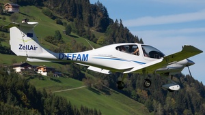 Photo of D-EFAM - Diamond DA40 Diamond Star operated by ZellAir