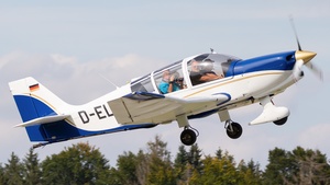 Photo of D-ELBT - Robin DR400/180RP Remo 212 operated by Flugsportverein Bad Tölz
