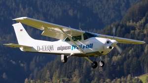 Photo of D-EEQH - Reims-Cessna F182Q Skylane II operated by Alpenfreifall