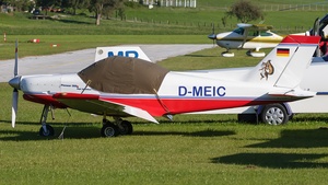Photo of D-MEIC - Alpi Pioneer 300 Standard operated by Private