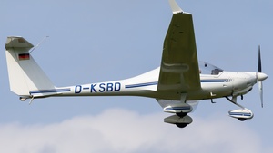 Photo of D-KSBD - Diamond HK36TTC Super Dimona operated by Bayerischer Luftfahrtverein München