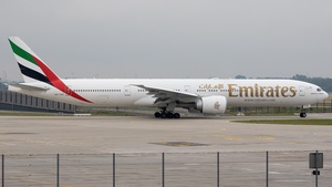 Photo of A6-EQF - Boeing 777-31H(ER) operated by Emirates