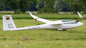 Photo of D-6834 - Schempp-Hirth Discus 2a operated by Private