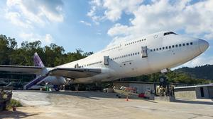 Boeing 747-4D7