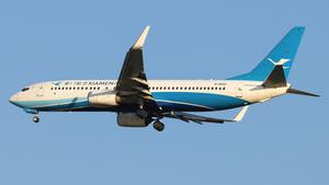 Boeing 737-85C