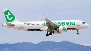 Photo of F-HXSR - Airbus A320-252N operated by Transavia France