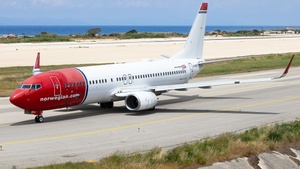 Photo of LN-DYY - Boeing 737-8JP operated by Norwegian Air Shuttle