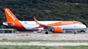 Photo of OE-LST - Airbus A320-251N operated by easyJet Europe