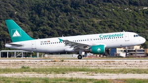 Photo of YR-ABC - Airbus A320-216 operated by Carpatair