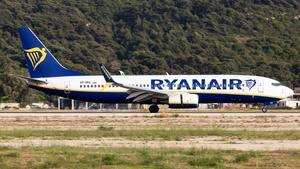Photo of SP-RKE - Boeing 737-8AS operated by Ryanair (opb Buzz)