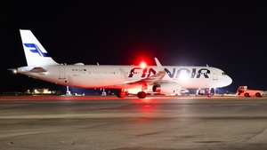 Photo of OH-LZT - Airbus A321-231 operated by Finnair