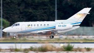 Photo of 4X-CZH - Hawker Beechcraft 800XP operated by Arrow Aviation