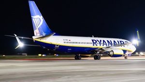 Photo of SP-RNO - Boeing 737-8AS operated by Ryanair (opb Buzz)