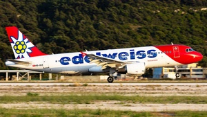 Photo of HB-IHZ - Airbus A320-214 operated by Edelweiss Air