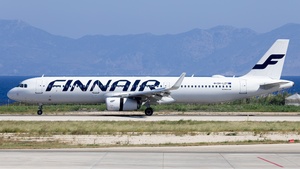 Photo of OH-LZT - Airbus A321-231 operated by Finnair
