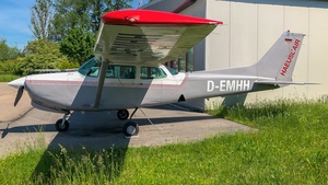 Photo of D-EMHH - Cessna 172RG Cutlass RG operated by HAEUSL'AIR – Flugschule Michael Haeusler