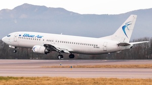 Photo of YR-BAS - Boeing 737-430 operated by Blue Air