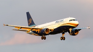 Photo of SU-BQK - Airbus A320-214 operated by Nile Air