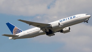 Photo of N788UA - Boeing 777-222(ER) operated by United Airlines