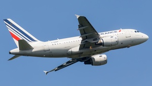 Photo of F-GUGH - Airbus A318-111 operated by Air France