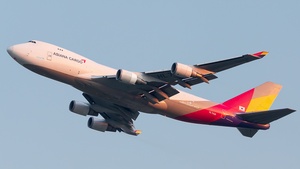 Photo of HL7436 - Boeing 747-48EF operated by Asiana Cargo