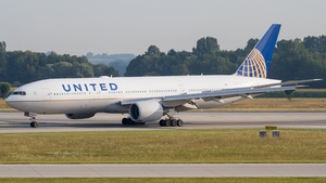 Photo of N788UA - Boeing 777-222(ER) operated by United Airlines