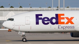 Photo of N897FD - Boeing 777-FS2 operated by FedEx