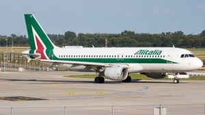 Photo of EI-DTF - Airbus A320-216 operated by Alitalia
