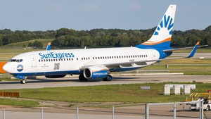 Photo of D-ASXF - Boeing 737-8AS operated by SunExpress Germany