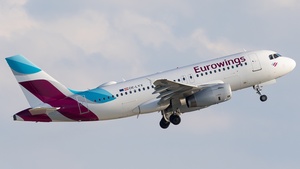 Photo of OE-LYX - Airbus A319-132 operated by Eurowings Europe