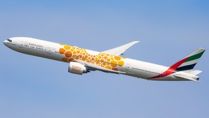 Photo of A6-ENR - Boeing 777-31H(ER) operated by Emirates